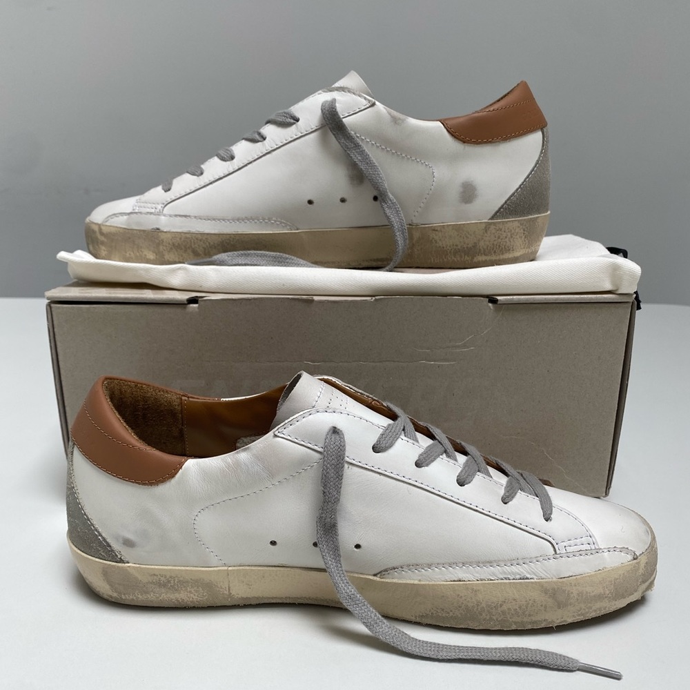 Golden Goose Superstar Sneaker in White Leather/Light Brown size 41 New in Box - Picture 6 of 14